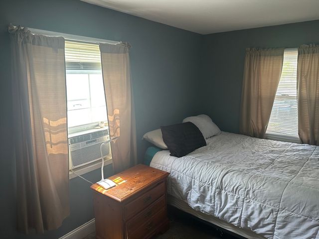 20 Keddy St, Springfield, MA 01109