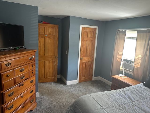 20 Keddy St, Springfield, MA 01109