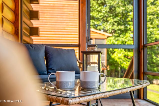 139 White Oak Resort Way, Gatlinburg, TN 37738