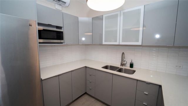 2058 ESPAÑA STREET, San Juan, PR 00911