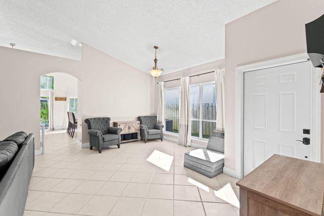 7616 Colony Palm Drive, Boynton Beach, FL 33436