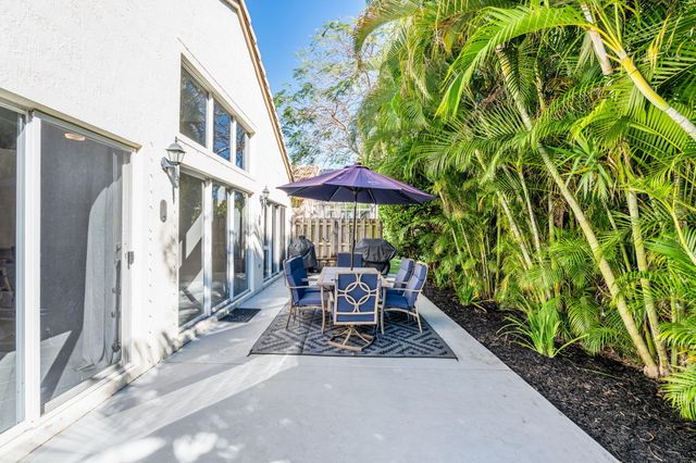 7616 Colony Palm Drive, Boynton Beach, FL 33436