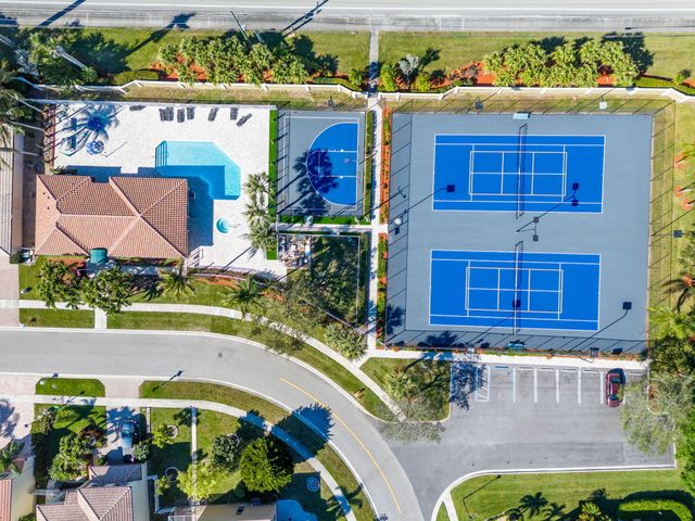 7616 Colony Palm Drive, Boynton Beach, FL 33436