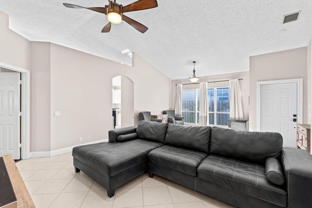 7616 Colony Palm Drive, Boynton Beach, FL 33436
