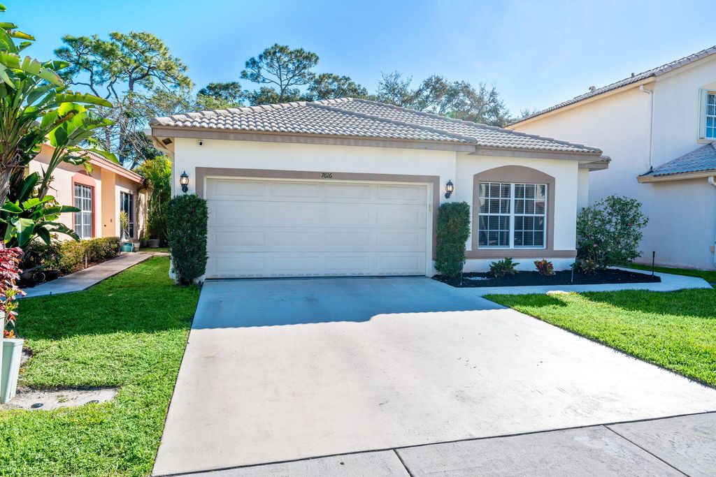 7616 Colony Palm Drive, Boynton Beach, FL 33436