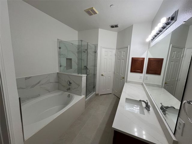 8605 Hunters Trace Lane, Plano, TX 75024