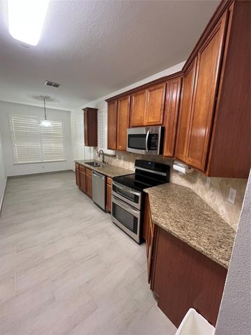 8605 Hunters Trace Lane, Plano, TX 75024