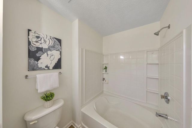 1779 Fielding Way, Hampton, GA 30228