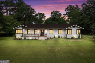 1099 Pine Valley Road, Griffin, GA 30224