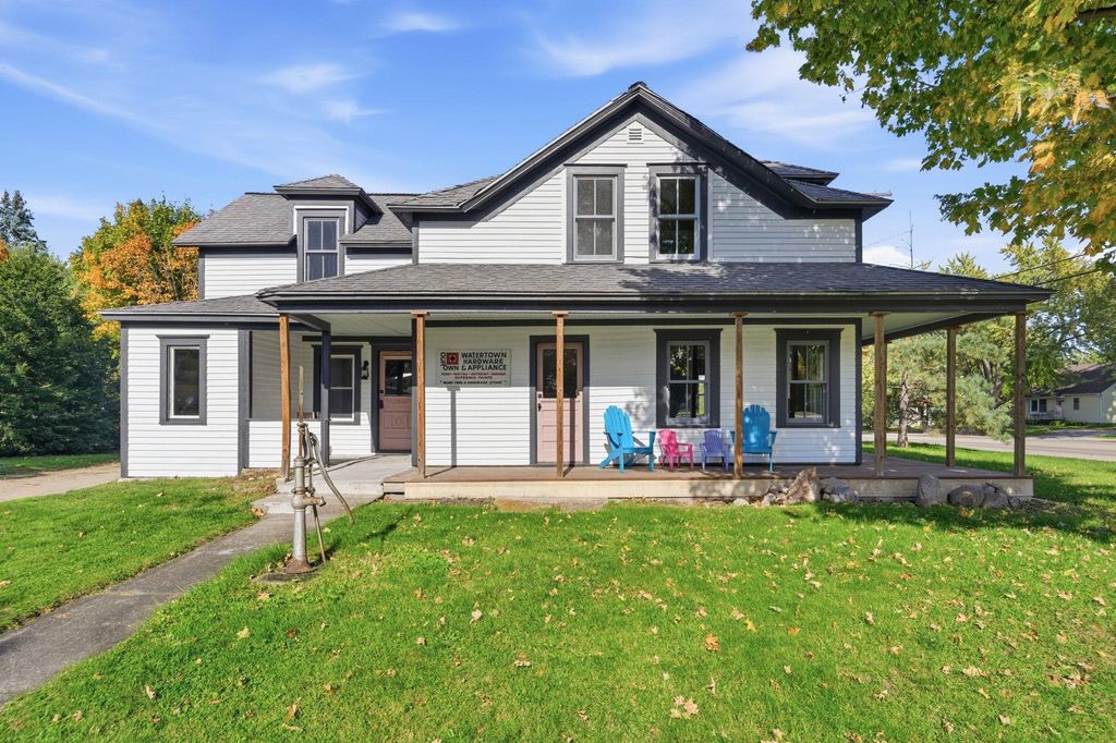 501 White Street SW, Watertown, MN 55388 — exterior