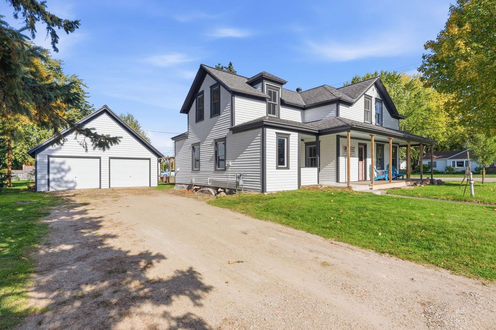 501 White Street SW, Watertown, MN 55388 — photo 2