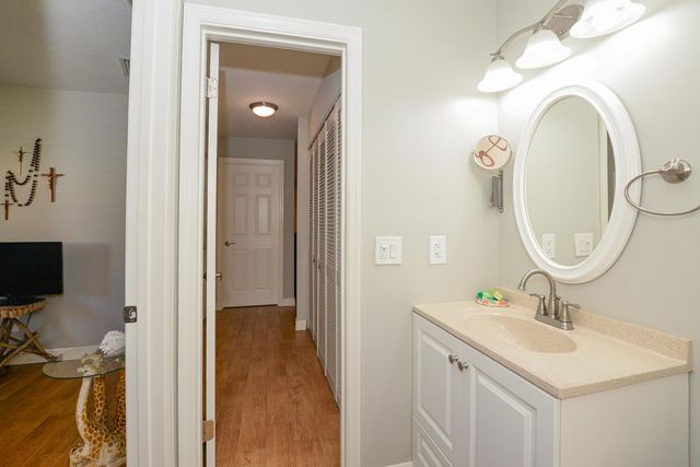 2123 SE Wayne Road, Stuart, FL 34994