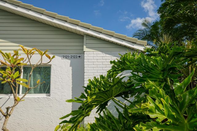 2123 SE Wayne Road, Stuart, FL 34994