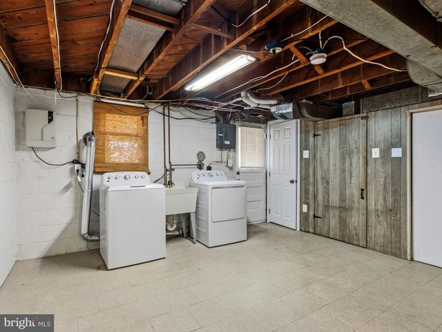 4824 CARMELLA DR, Halethorpe, MD 21227