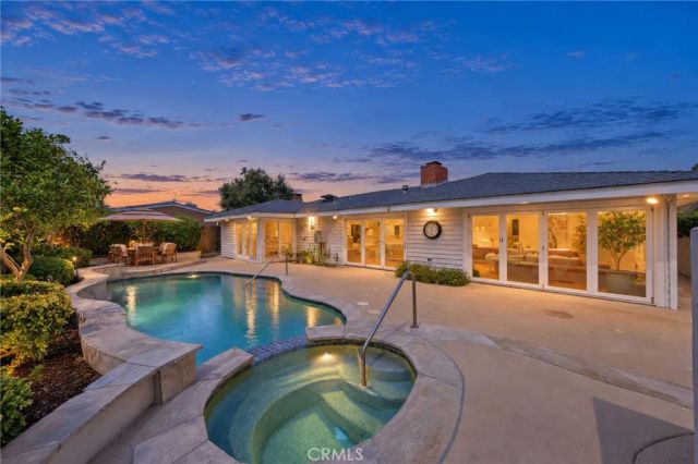 1407 Santanella, Newport Beach, CA 92625