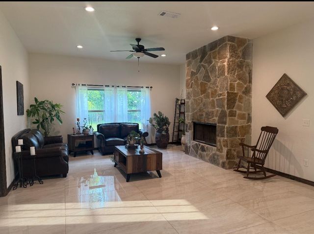 2219 Farm Road 275 N, Cumby, TX 75433