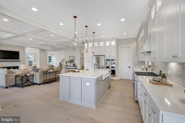 1429 SPRING VALE AVE, Mclean, VA 22101