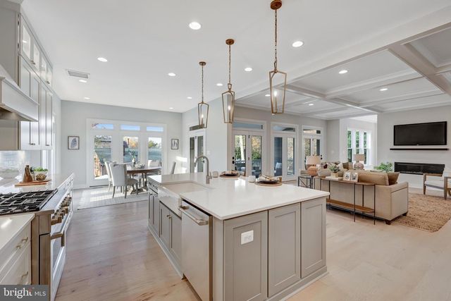 1429 SPRING VALE AVE, Mclean, VA 22101