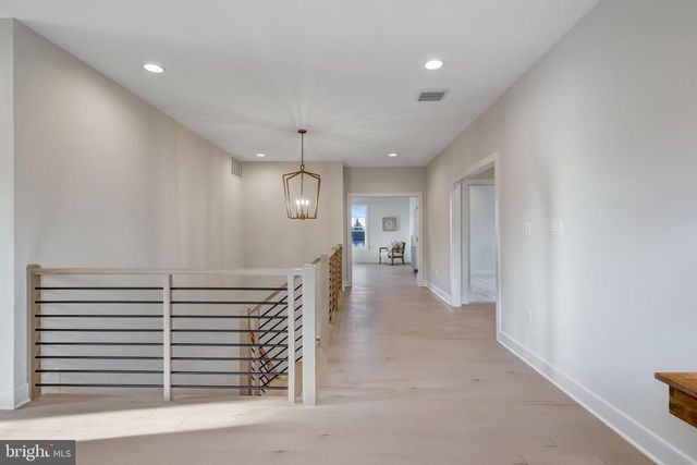 1429 SPRING VALE AVE, Mclean, VA 22101