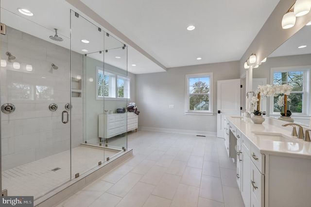 1429 SPRING VALE AVE, Mclean, VA 22101