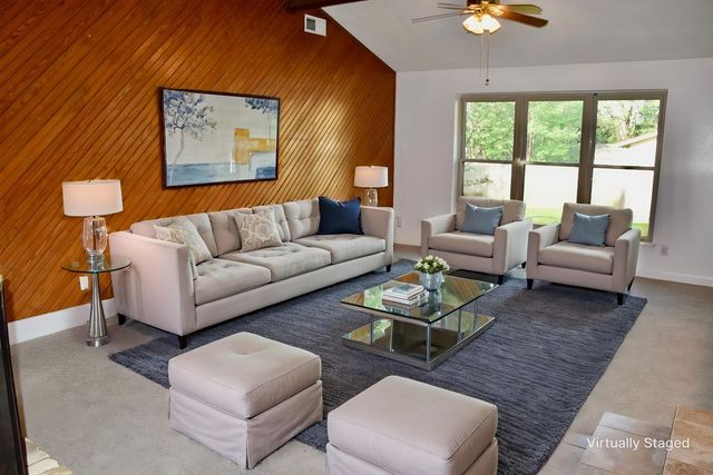 2808 Bent Tree Lane, Arlington, TX 76016