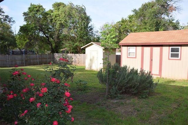 2808 Bent Tree Lane, Arlington, TX 76016