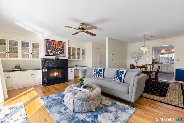 25 Sunset Road 7, Old Saybrook, CT 06475