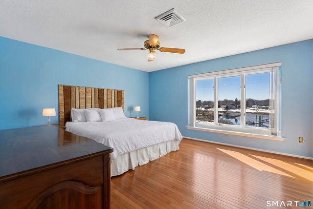 25 Sunset Road 7, Old Saybrook, CT 06475