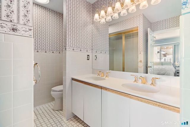 25 Sunset Road 7, Old Saybrook, CT 06475