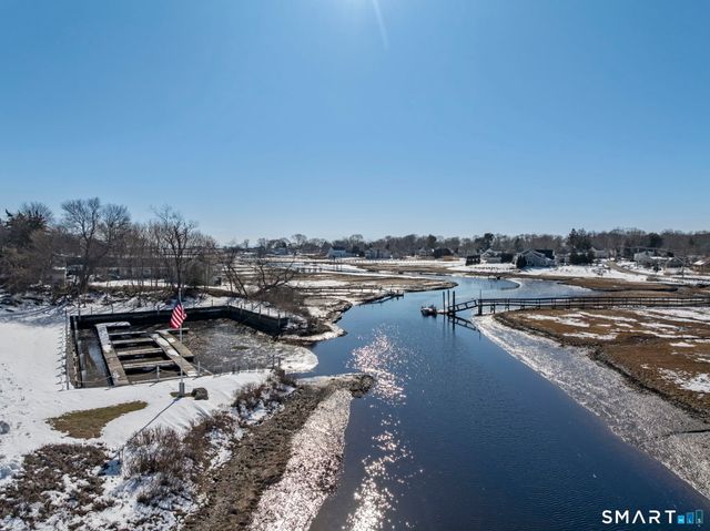 25 Sunset Road 7, Old Saybrook, CT 06475