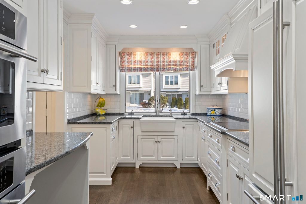 25 Sunset Road 7, Old Saybrook, CT 06475