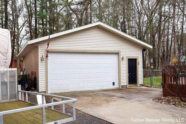 7703 Pinecone Court, Whitehall Twp, MI 49461