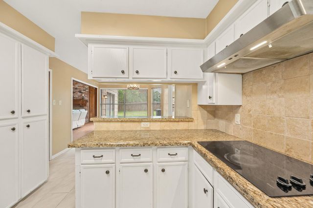 18107 Shadow Valley Drive, Spring, TX 77379