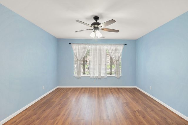 18107 Shadow Valley Drive, Spring, TX 77379