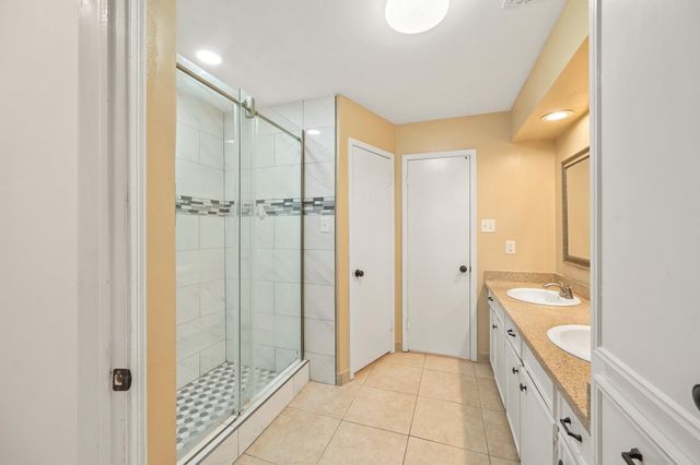 18107 Shadow Valley Drive, Spring, TX 77379