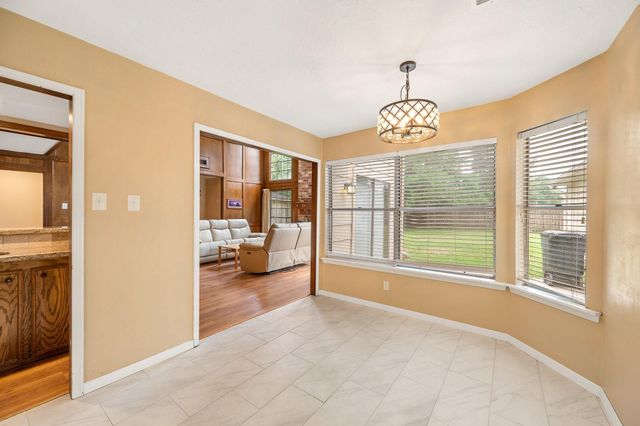 18107 Shadow Valley Drive, Spring, TX 77379