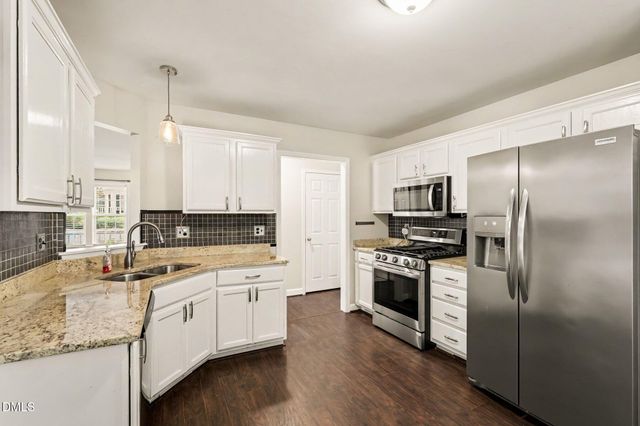 3020 Englefield Drive, Raleigh, NC 27615