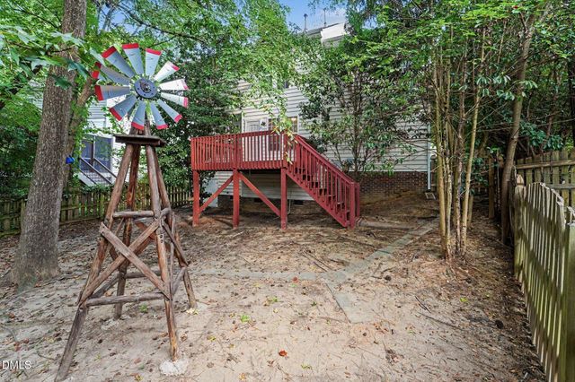 3020 Englefield Drive, Raleigh, NC 27615