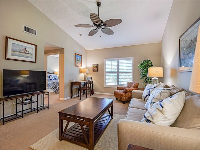 5095 Fairways Circle I303, Vero Beach, FL 32967