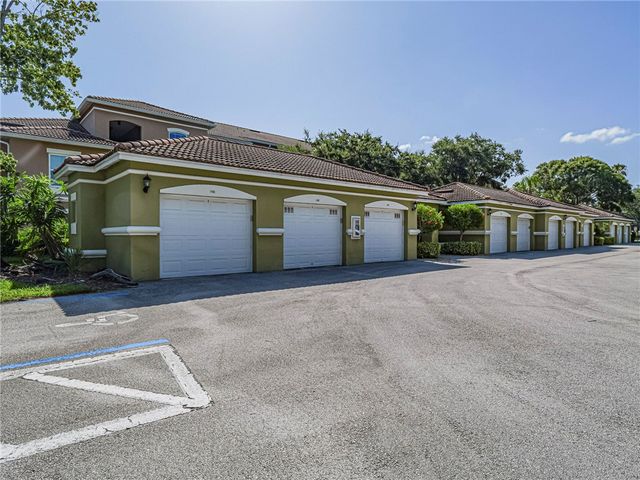 5095 Fairways Circle I303, Vero Beach, FL 32967