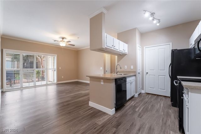 2900 Sunridge Heights Parkway 1715, Henderson, NV 89052