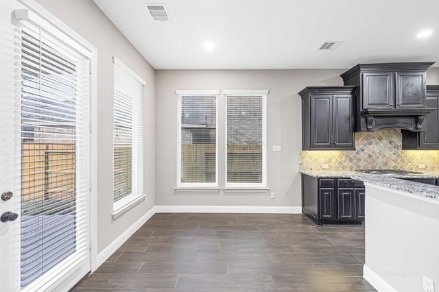 6718 Miller Shadow Lane, Sugar Land, TX 77479