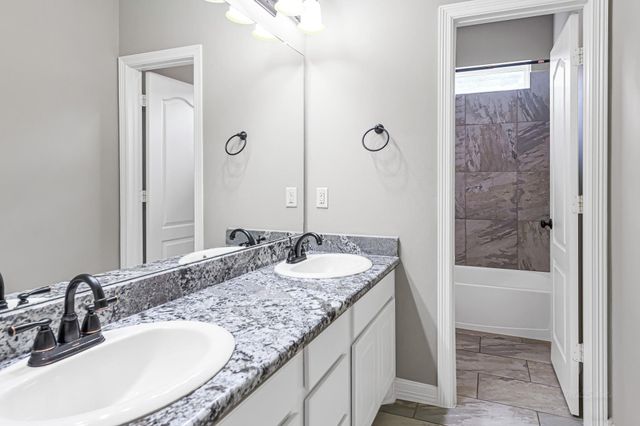 6718 Miller Shadow Lane, Sugar Land, TX 77479