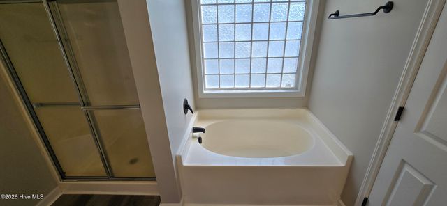 3648 Thornbrook Drive, Greenville, NC 27834