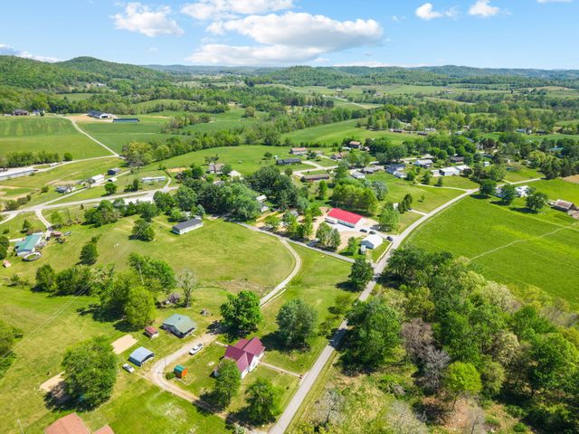 67 Seneca Road, Brodhead, KY 40409