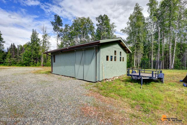 49315 S Goshen Hills Road, Willow, AK 99688