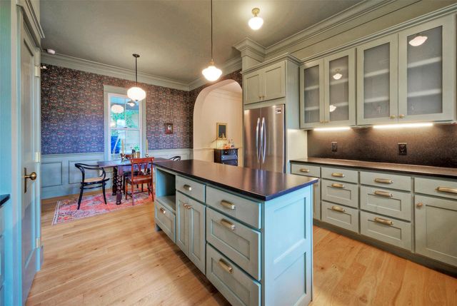 3309 Larry LN 1, Austin, TX 78722
