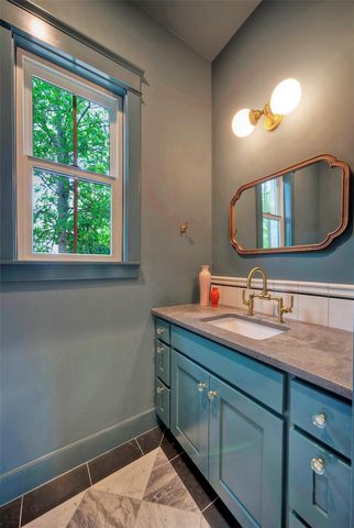 3309 Larry LN 1, Austin, TX 78722
