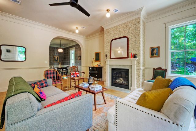 3309 Larry LN 1, Austin, TX 78722