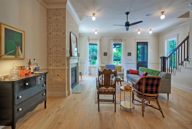 3309 Larry LN 1, Austin, TX 78722